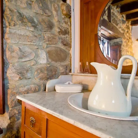 Villa Vivienda Rural La Otra Casa Arenas de Iguña